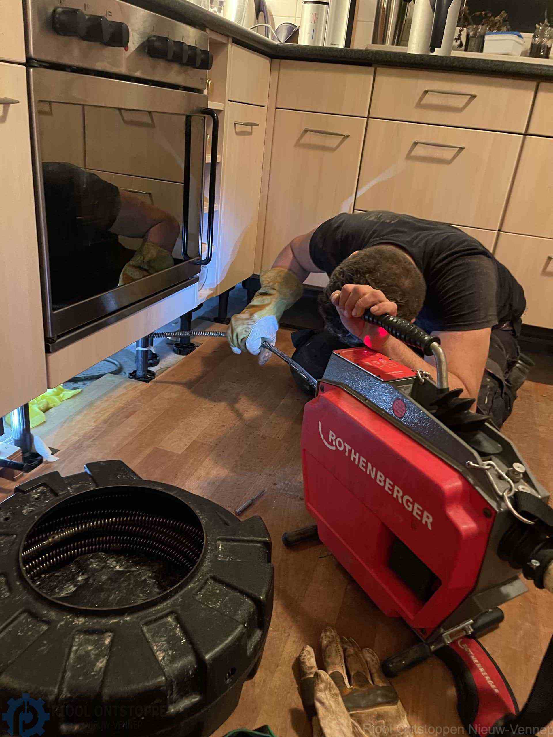 Ontstoppen Afvoer Nieuw-Vennep